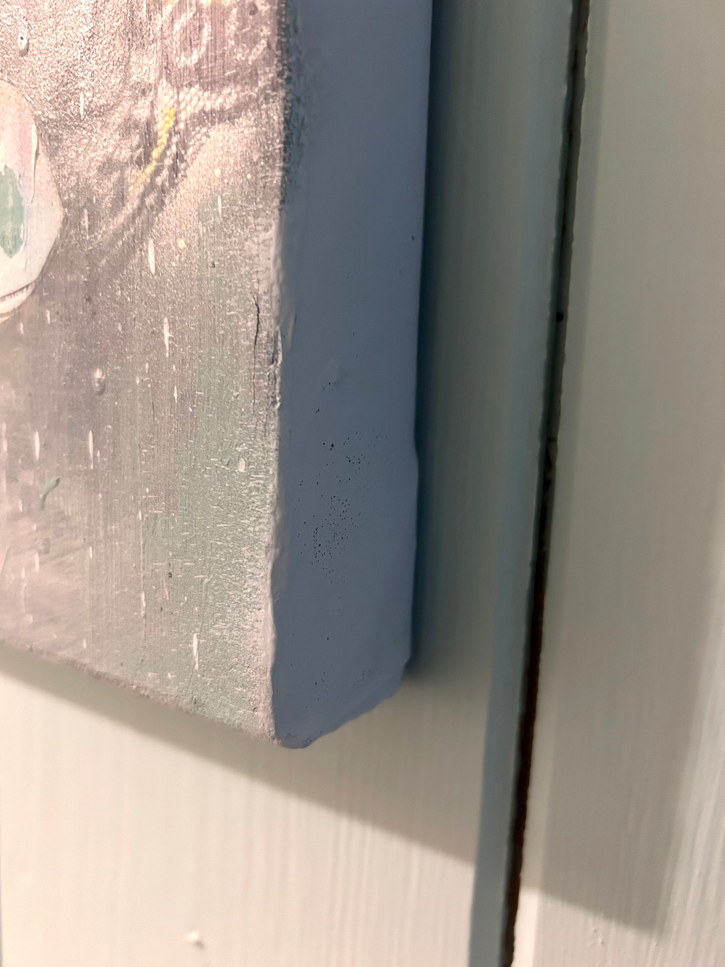 Hydrangeas in a blue vase and pink champagne